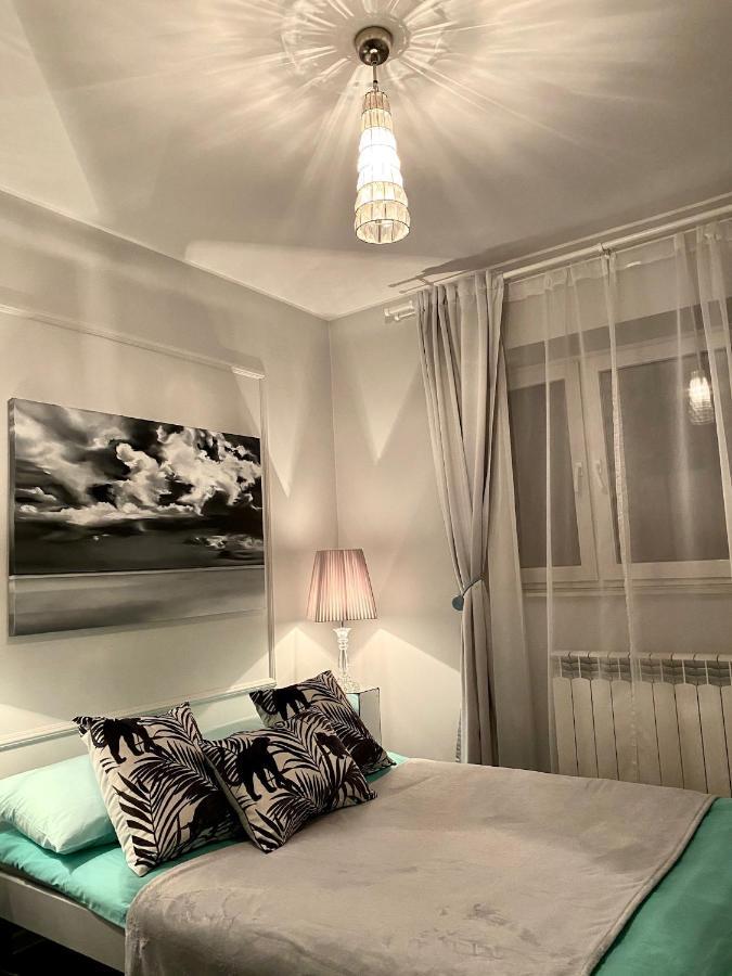 Dream Boutique Apartment 42M2 In The Heart Of Cracow Old Town Krakow Exterior photo
